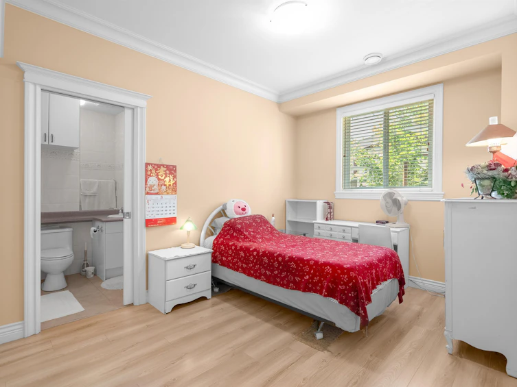 6431 Juniper Drive, Richmond, BC, V7E 4Z4 - 16