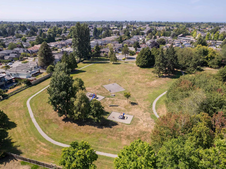 6431 Juniper Drive, Richmond, BC, V7E 4Z4 - 35