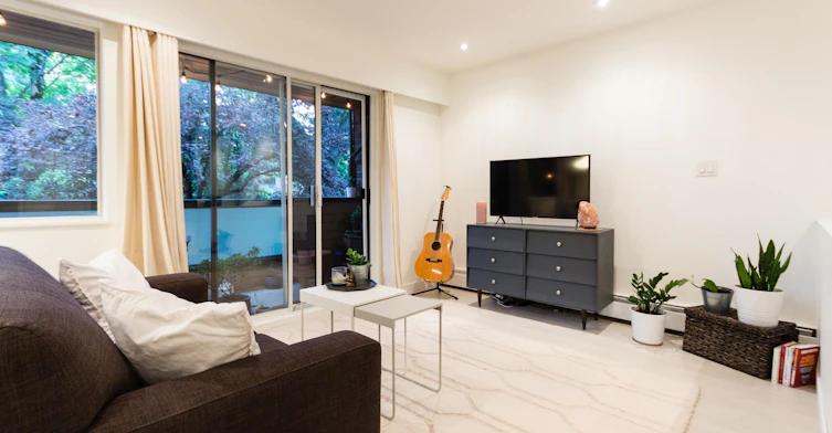 219-2190 W 7th Avenue, Vancouver, BC, V6K 4K7