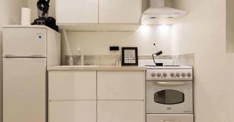 219-2190 W 7th Avenue, Vancouver, BC, V6K 4K7 - 11