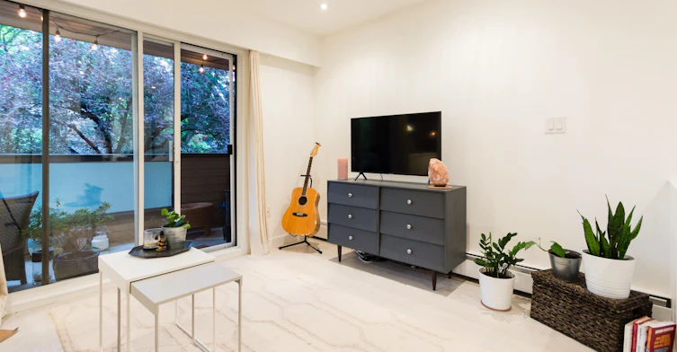 219-2190 W 7th Avenue, Vancouver, BC, V6K 4K7 - 4