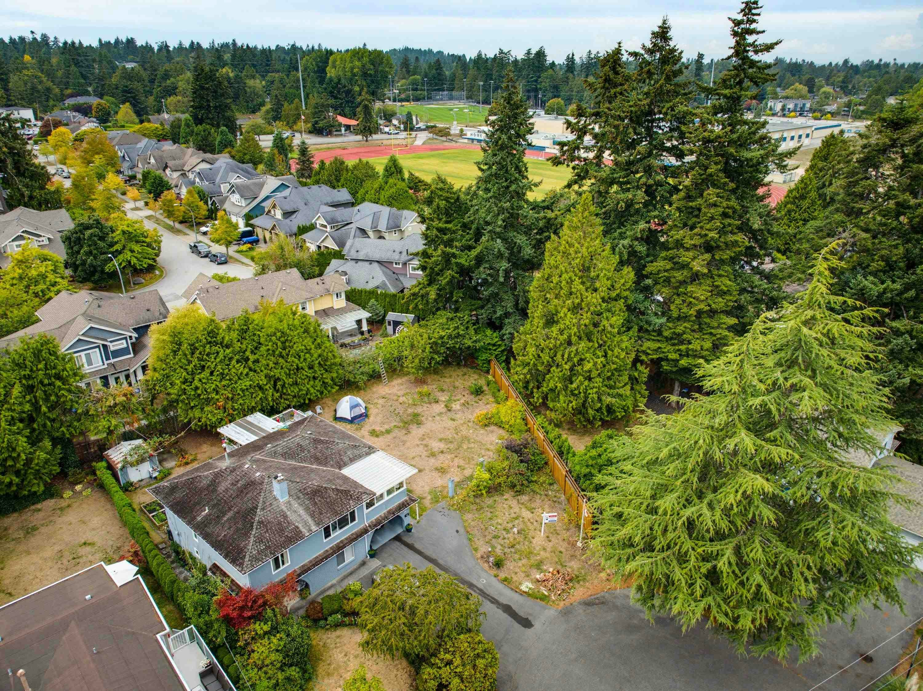 639 54 Street - 2