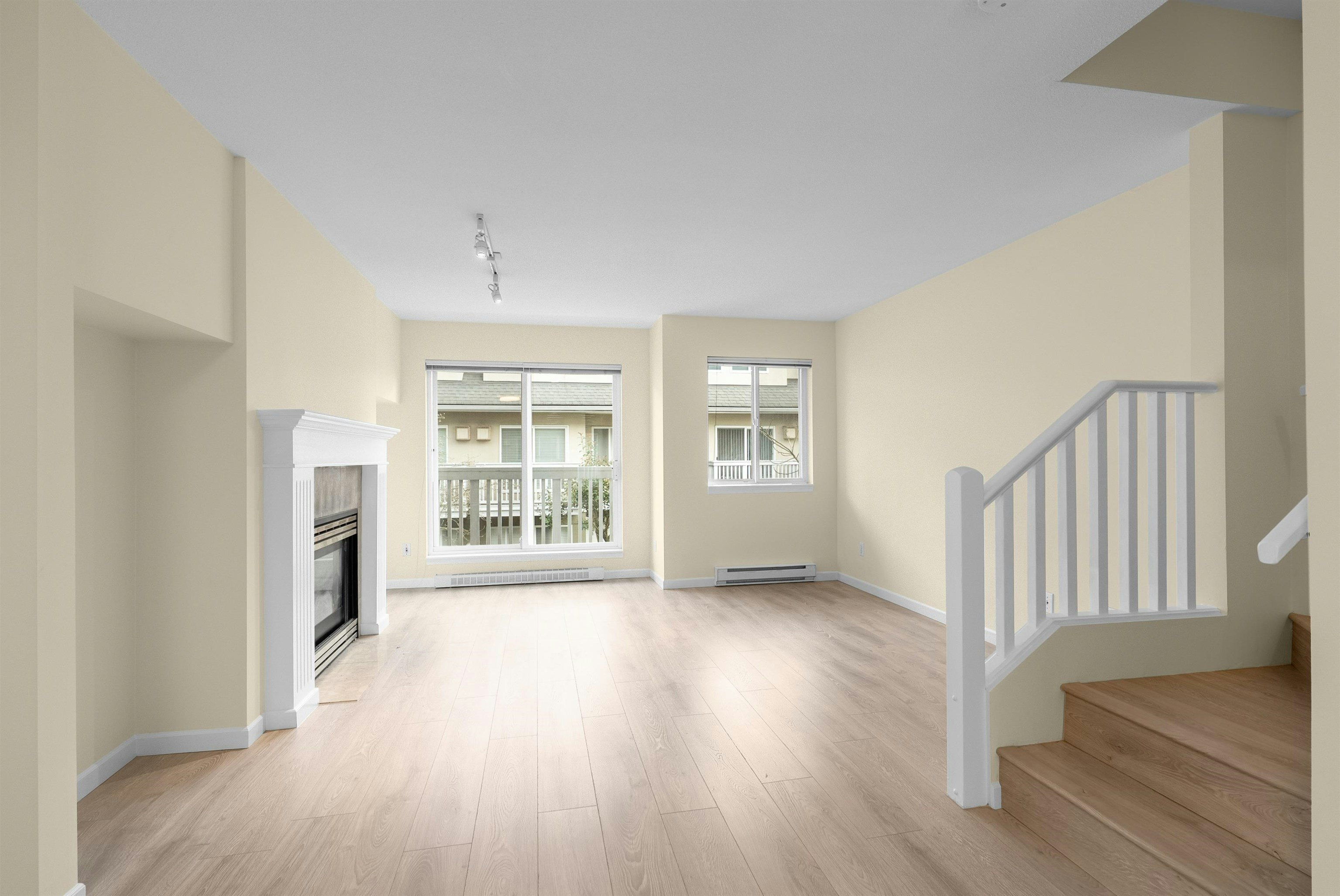 67-7831 Garden City Road, Richmond, BC, V6Y 4A3 - 2