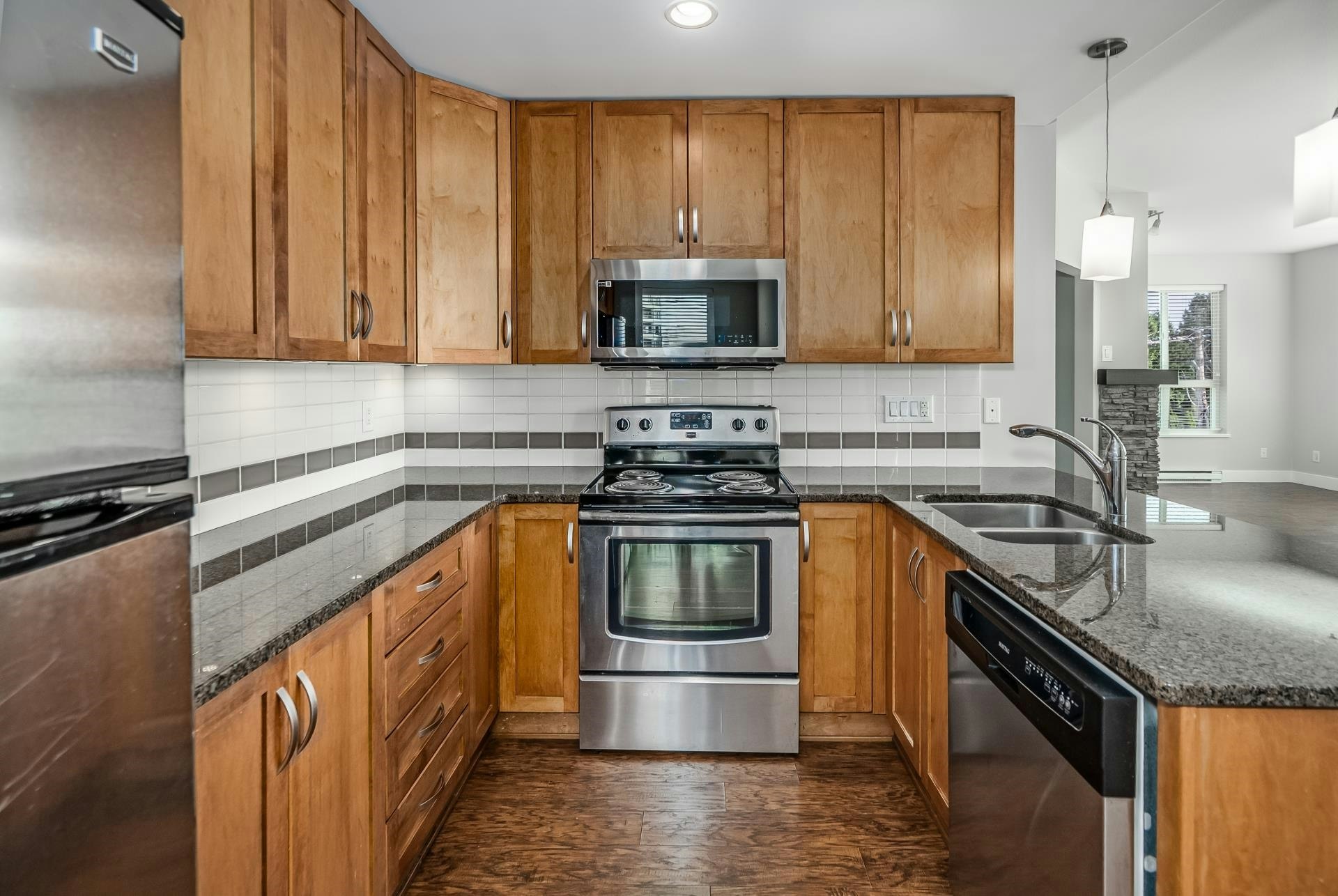 303-3192 Gladwin Road, Abbotsford, BC, V2T 6M9 - 17