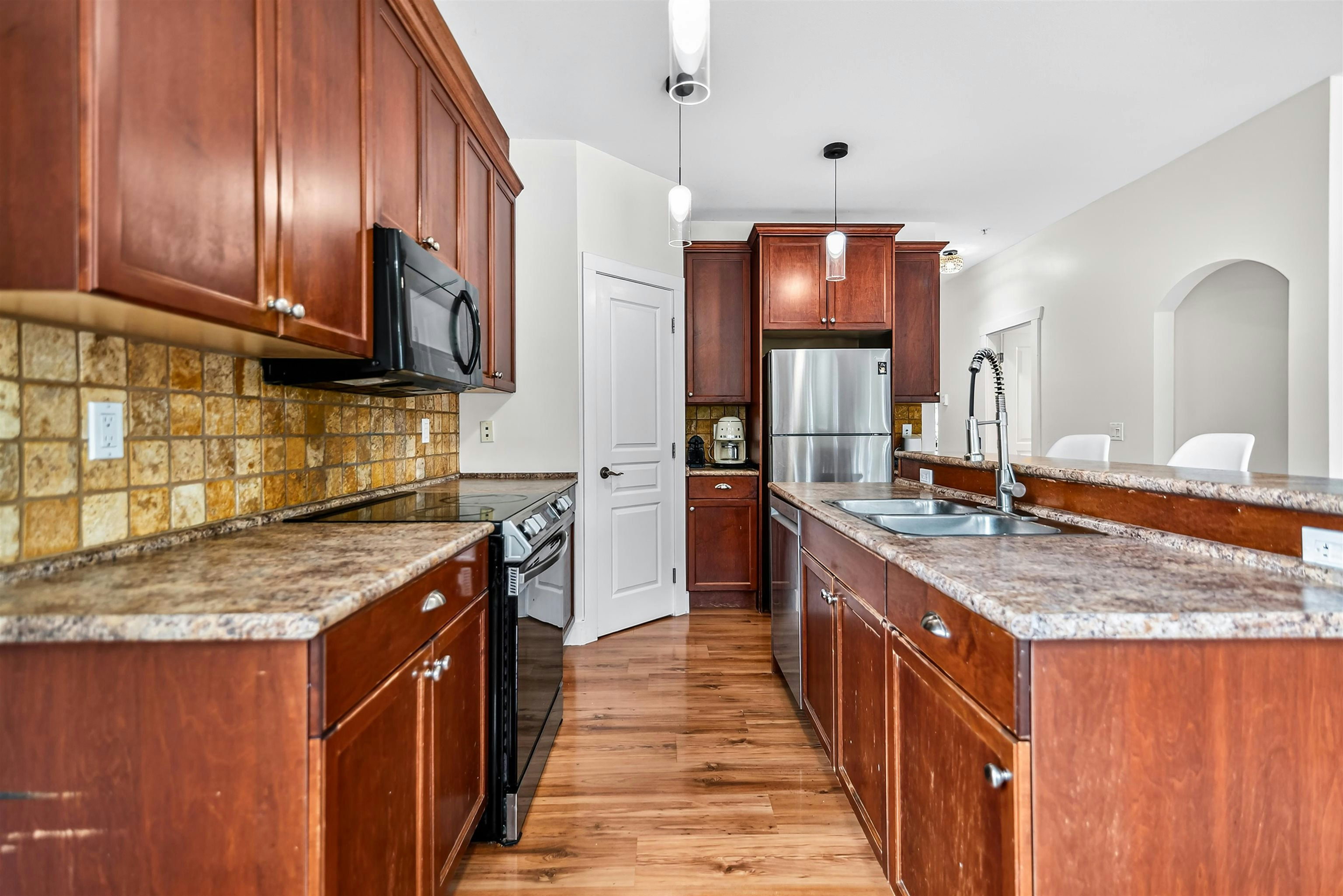 4-809 North Road, Gibsons, BC, V0N 1V9 - 8