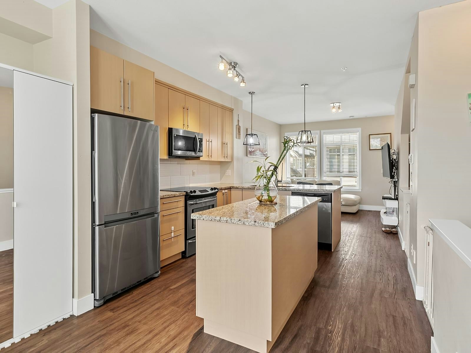 25-8250 209b Street, Langley, BC, V2Y 0J7 - 3