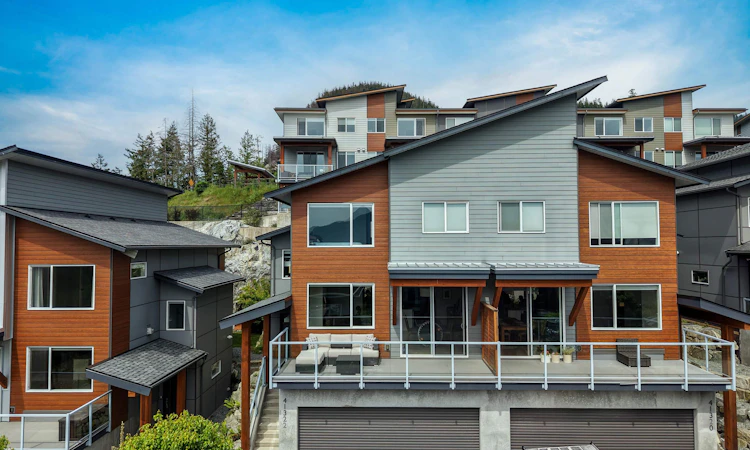 41322 Horizon Drive