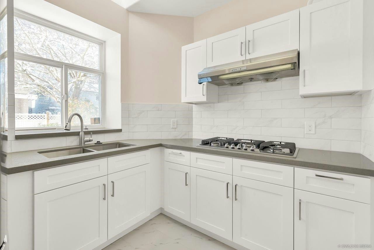 8777 Wheeler Road, Richmond, BC, V6Y 2M4 - 9