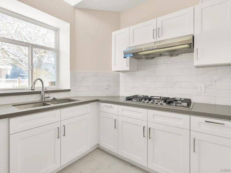 8777 Wheeler Road, Richmond, BC, V6Y 2M4 - 9