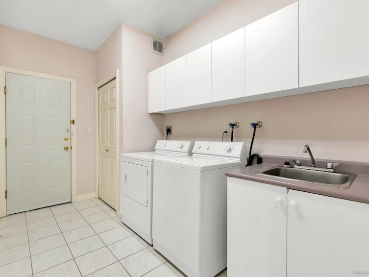8777 Wheeler Road, Richmond, BC, V6Y 2M4 - 23