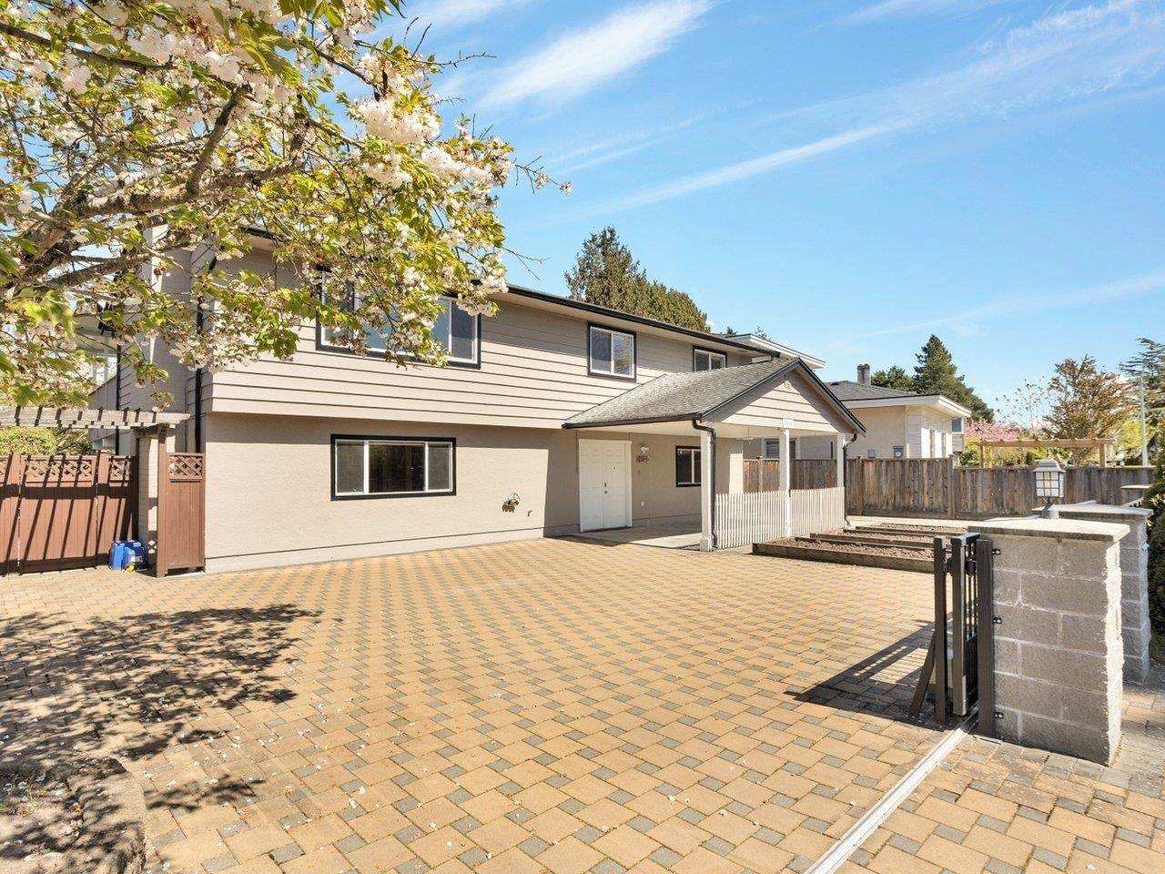 6500 Azure Road, Richmond, BC, V7C 2R9