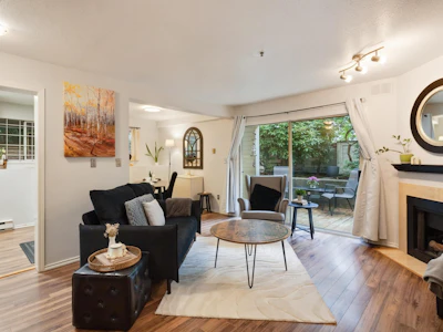 101-3270 W 4th Avenue - 5