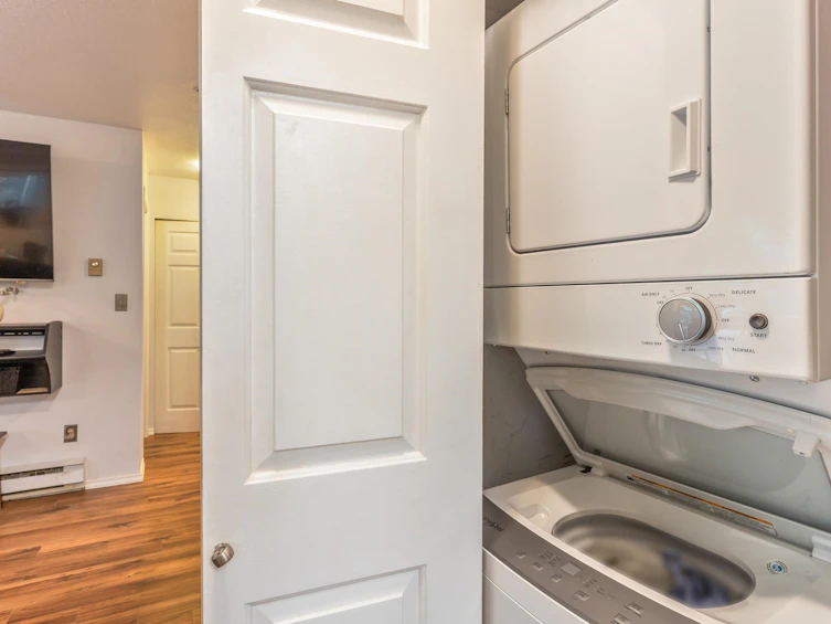 101-3270 W 4th Avenue, Vancouver, BC, V6K 1R9 - 20