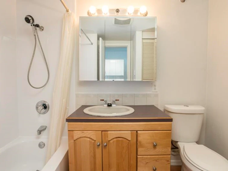 115-9300 Glenacres Drive, Richmond, BC, V7A 1Y8 - 16