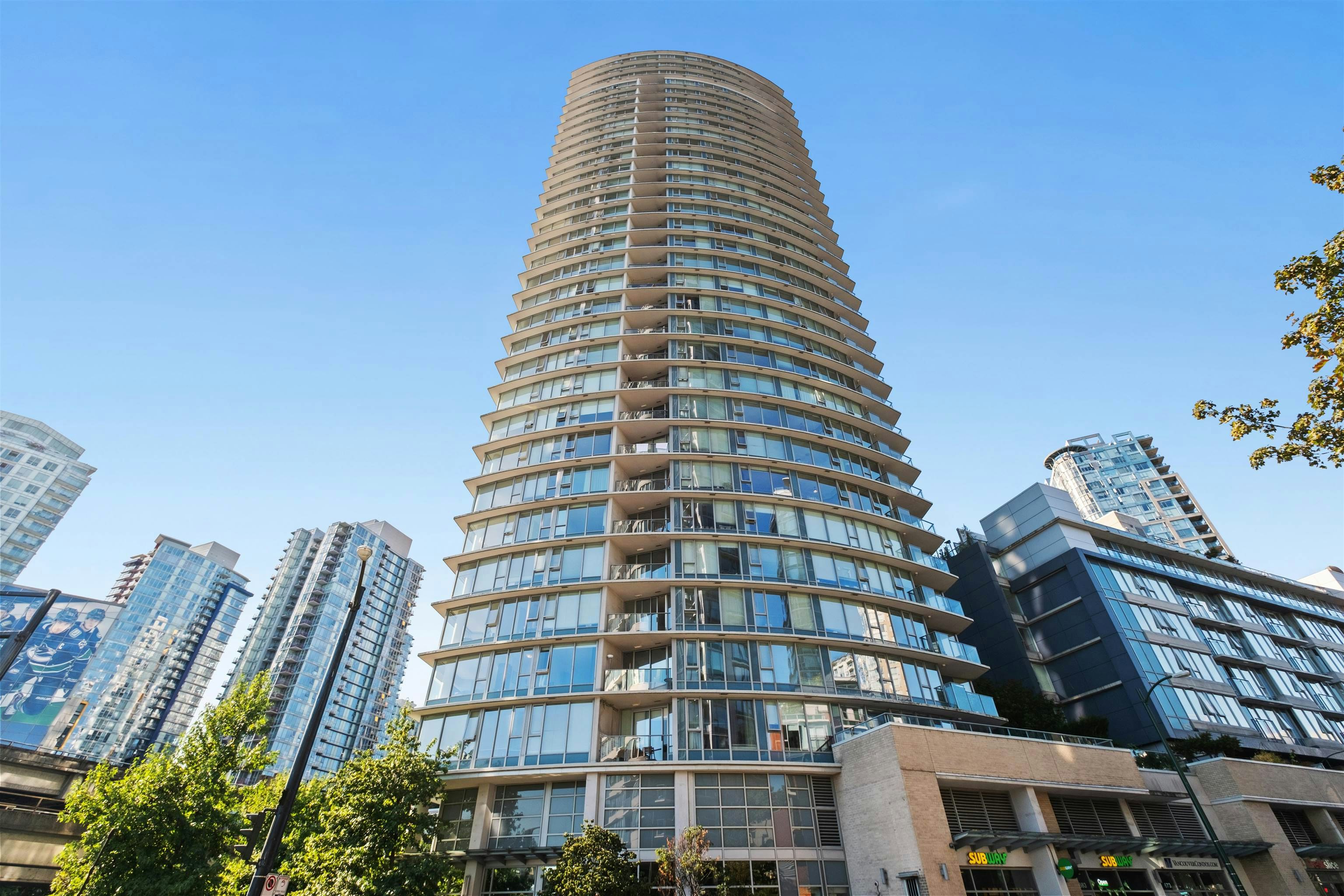 305-689 Abbott Street, Vancouver, BC, V6B 0J2 - 20