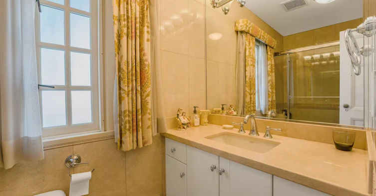3380 The Crescent, Vancouver, BC, V6H 1T8 - 40