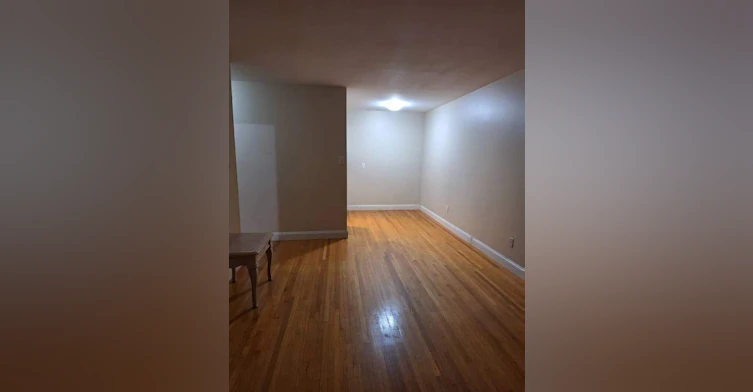 1404 E 57th Avenue, Vancouver, BC, V5P 2A9 - 2