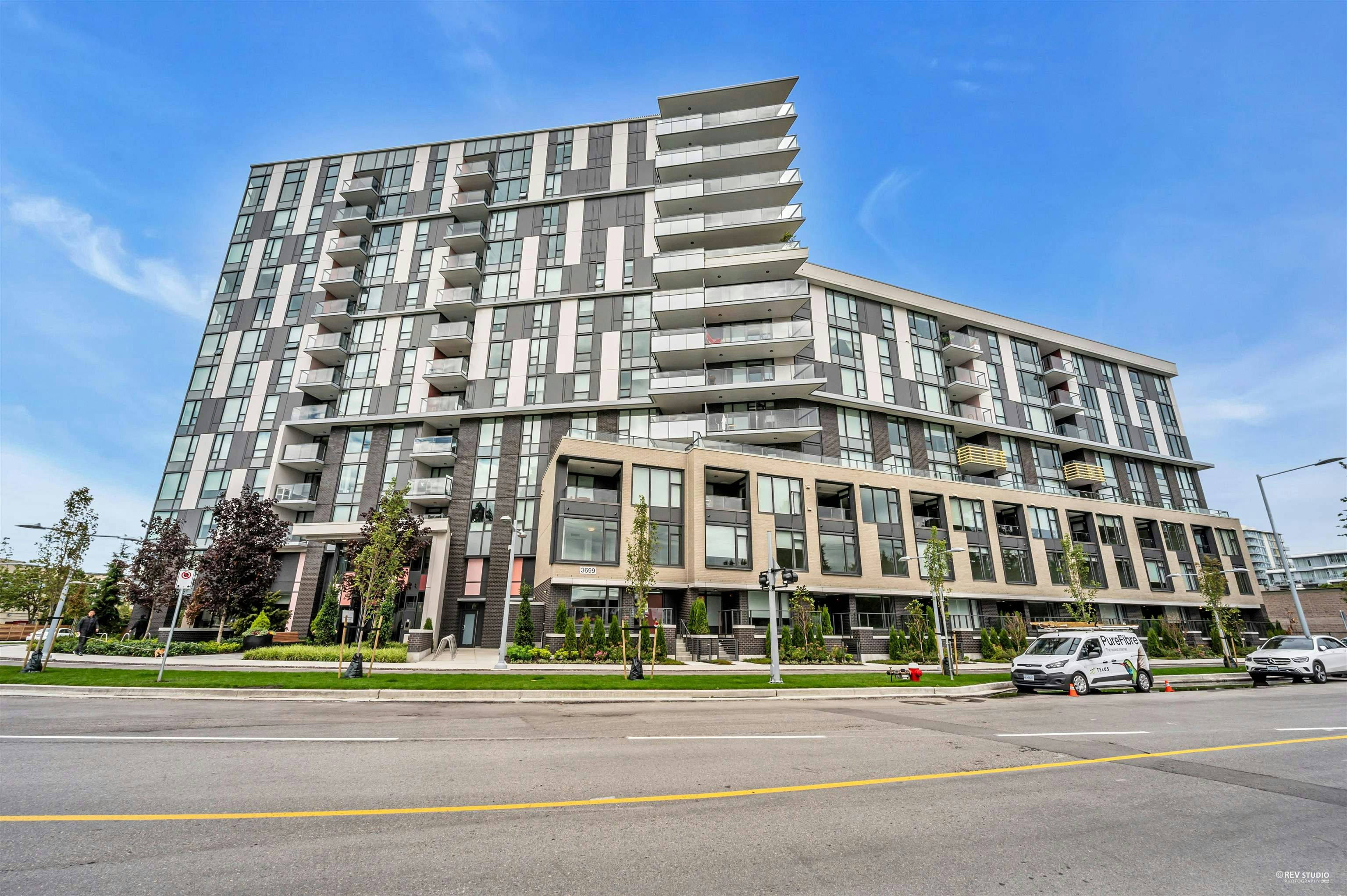 519-3699 Sexsmith Road, Richmond, BC, V6X 0W4