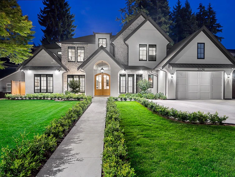 3836 202 Street, Langley, BC, V3A 1S1