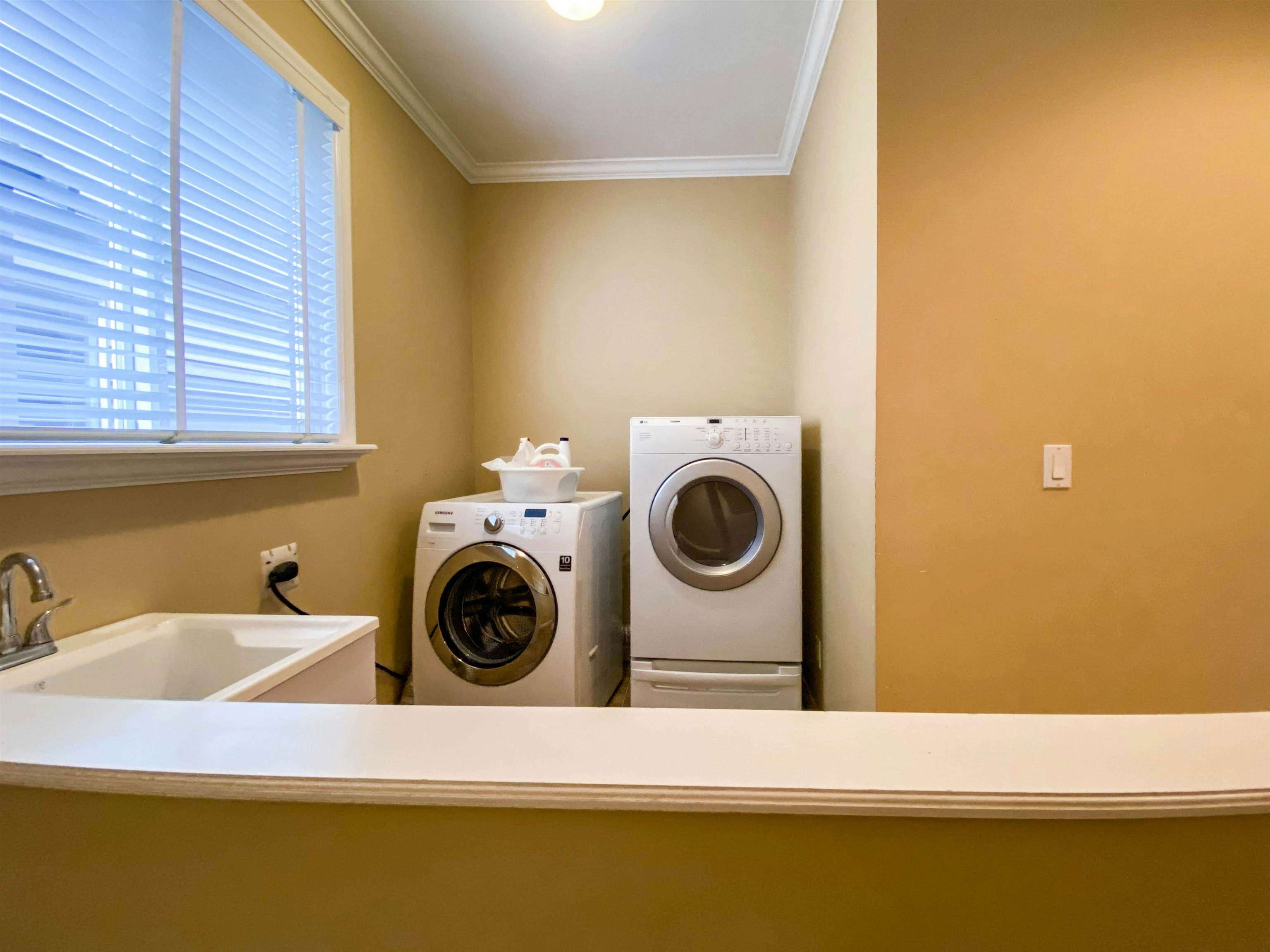 Upper Level-21639 90a Avenue, Langley, BC, V1M 4C8 - 22