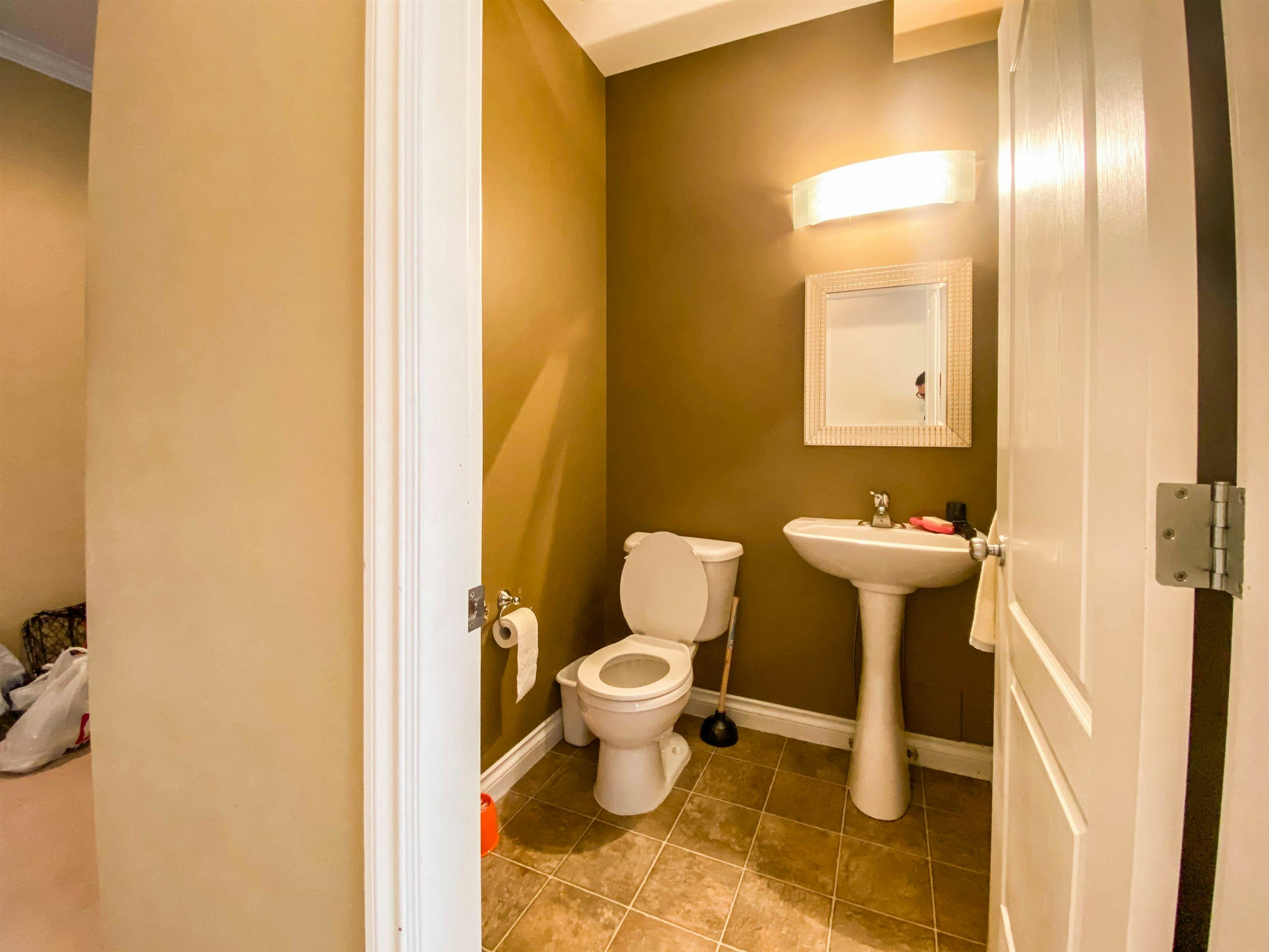 Upper Level-21639 90a Avenue, Langley, BC, V1M 4C8 - 18