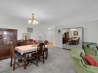 206-9668 148 Street - 3