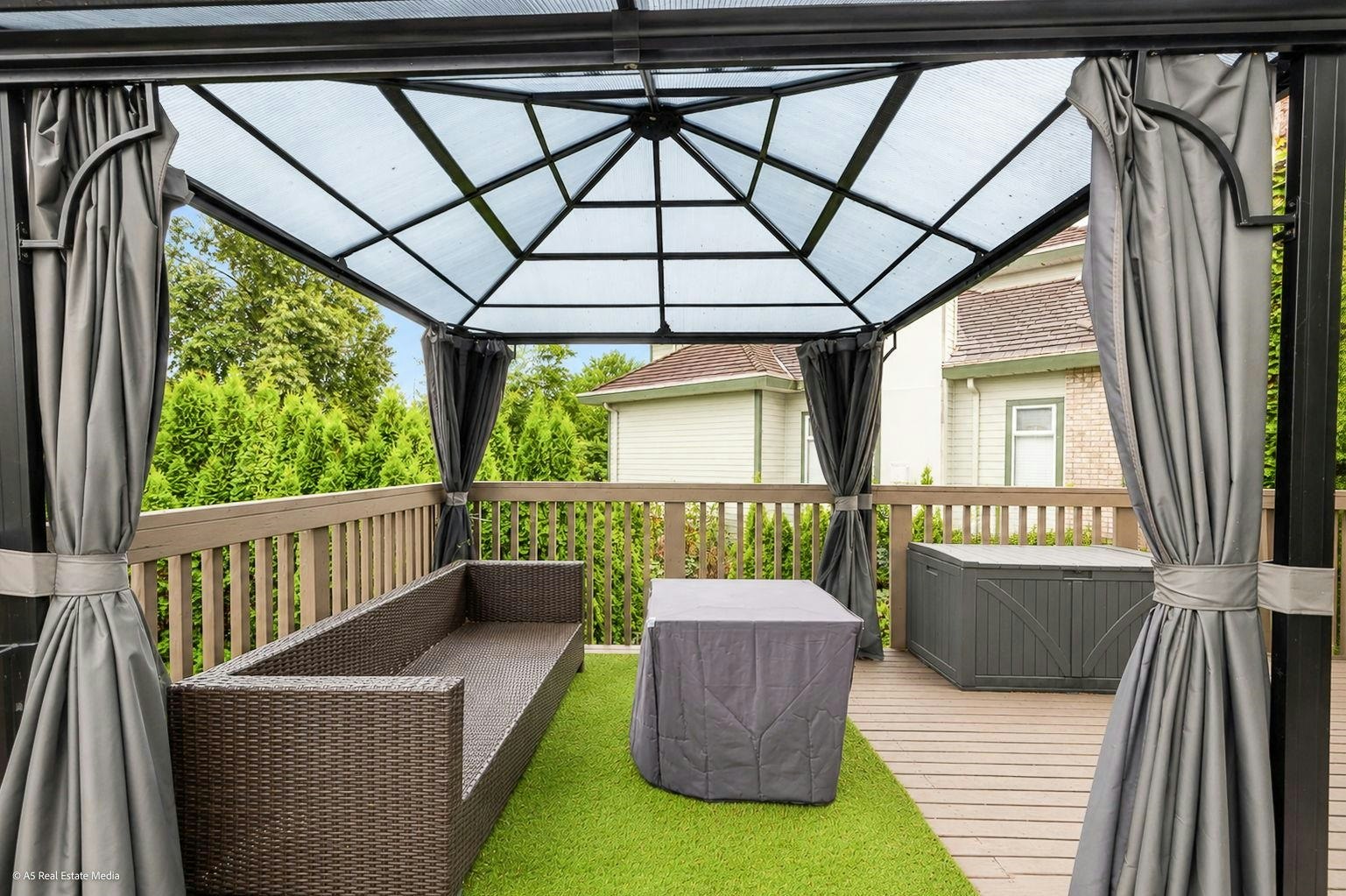 Upper-16375 Middleglen Place, Surrey, BC, V4N 1X7 - 29