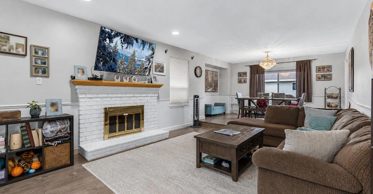 Upper-16375 Middleglen Place, Surrey, BC, V4N 1X7 - 7