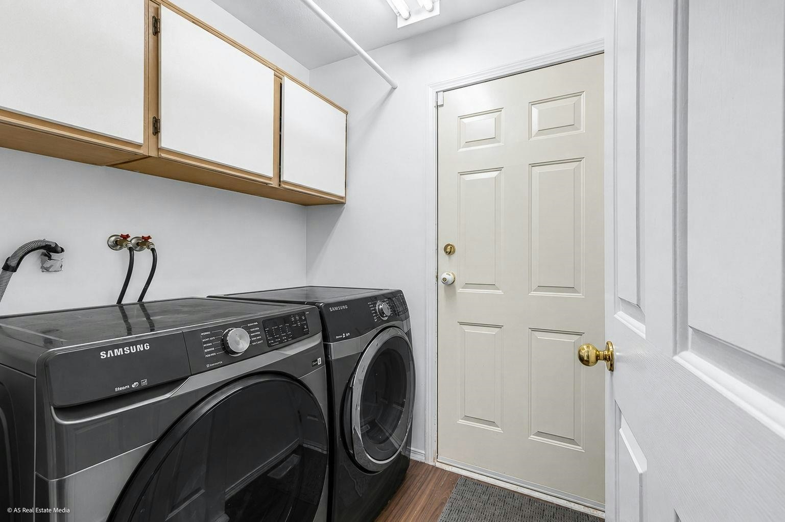 Upper-16375 Middleglen Place, Surrey, BC, V4N 1X7 - 18