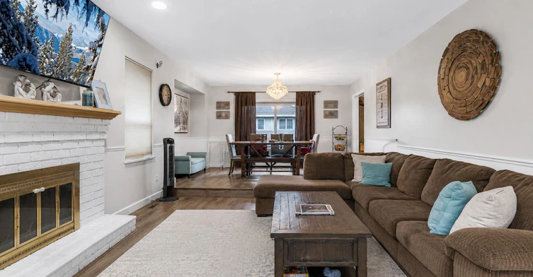 Upper-16375 Middleglen Place, Surrey, BC, V4N 1X7 - 8