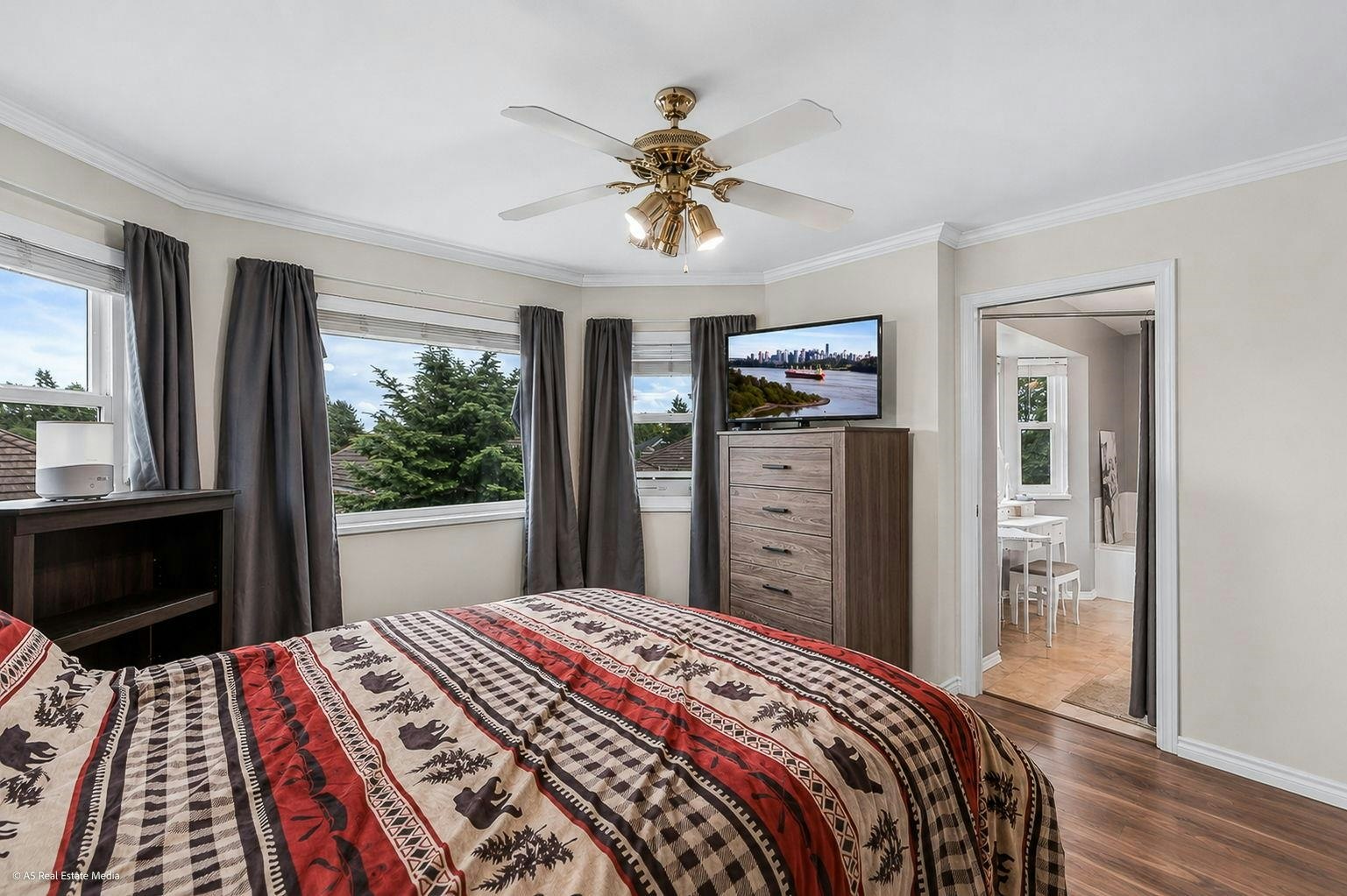 Upper-16375 Middleglen Place, Surrey, BC, V4N 1X7 - 24