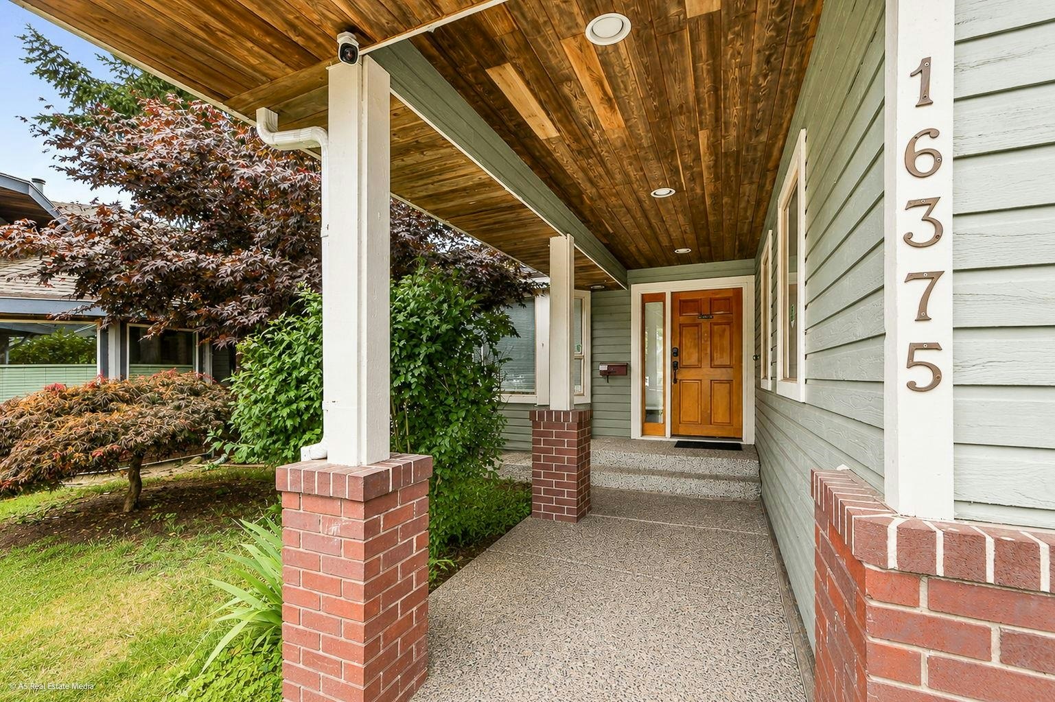 Upper-16375 Middleglen Place, Surrey, BC, V4N 1X7 - 4