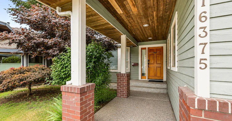 Upper-16375 Middleglen Place, Surrey, BC, V4N 1X7 - 4