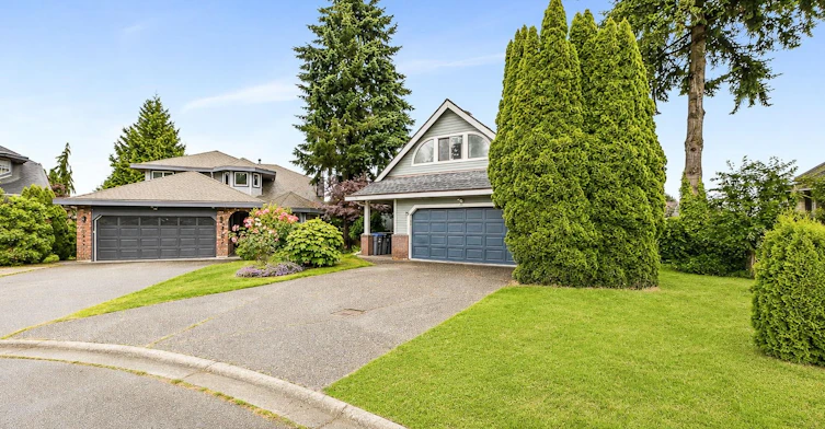 Upper-16375 Middleglen Place, Surrey, BC, V4N 1X7 - 2