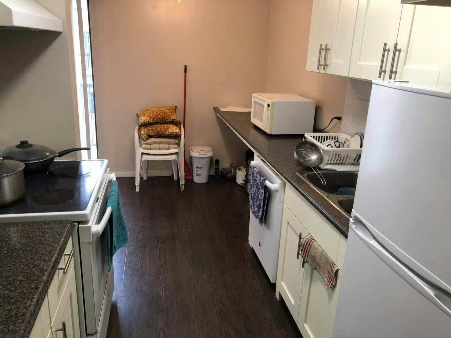 249-8111 Ryan Road, Richmond, BC, V7A 2E4 - 4