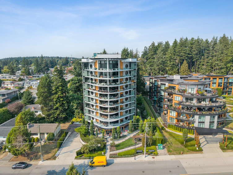 603-14825 Thrift Avenue, Surrey, BC, V4B 2J6