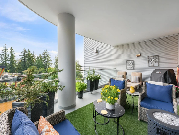 603-14825 Thrift Avenue, Surrey, BC, V4B 2J6 - 13