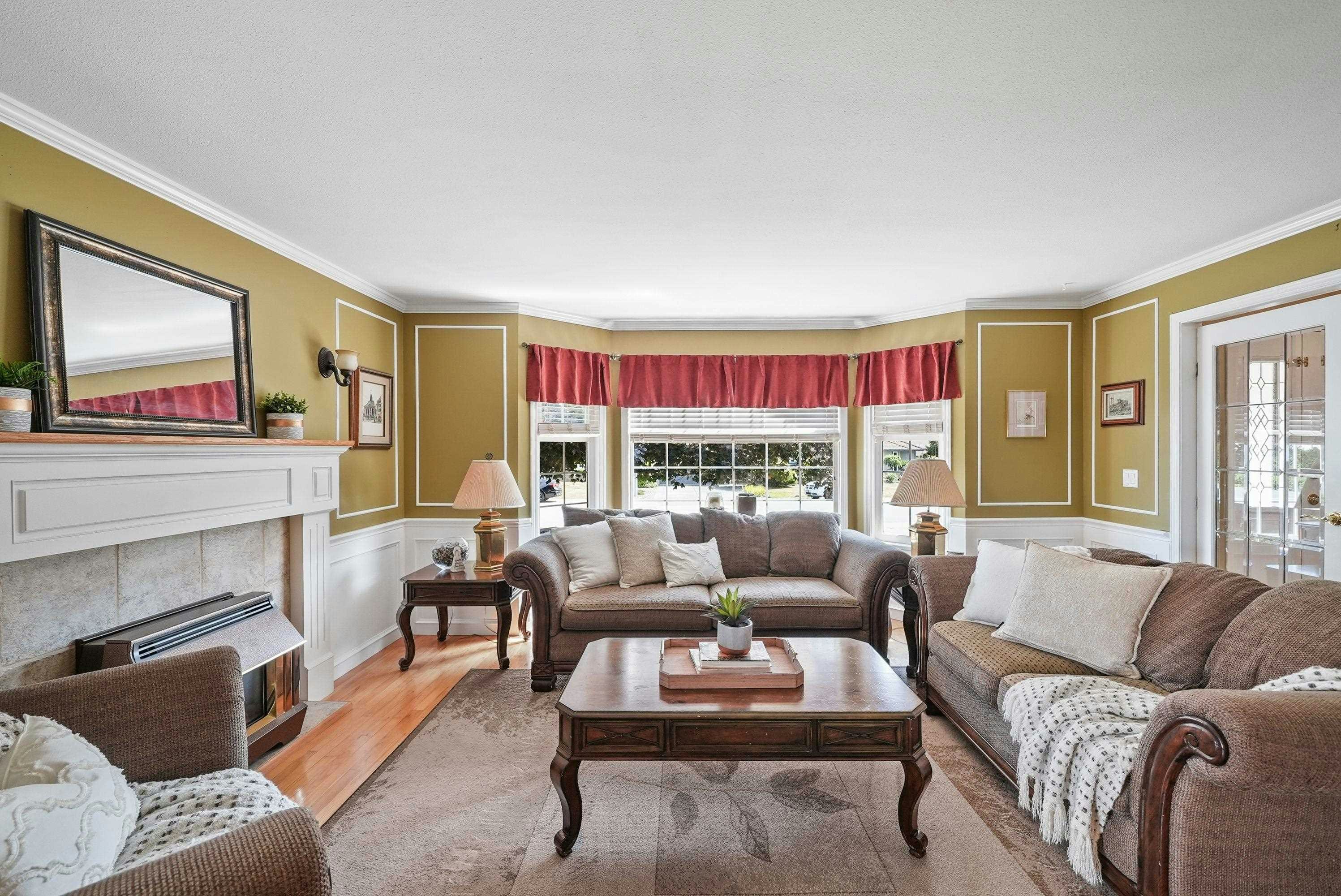 18555 57 Avenue, Surrey, BC, V3S 7T1 - 3