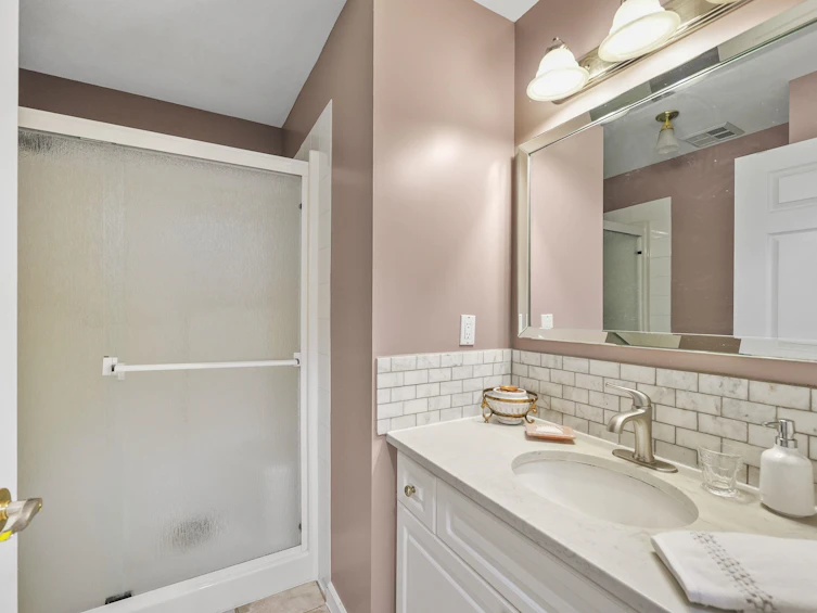 18555 57 Avenue, Surrey, BC, V3S 7T1 - 12