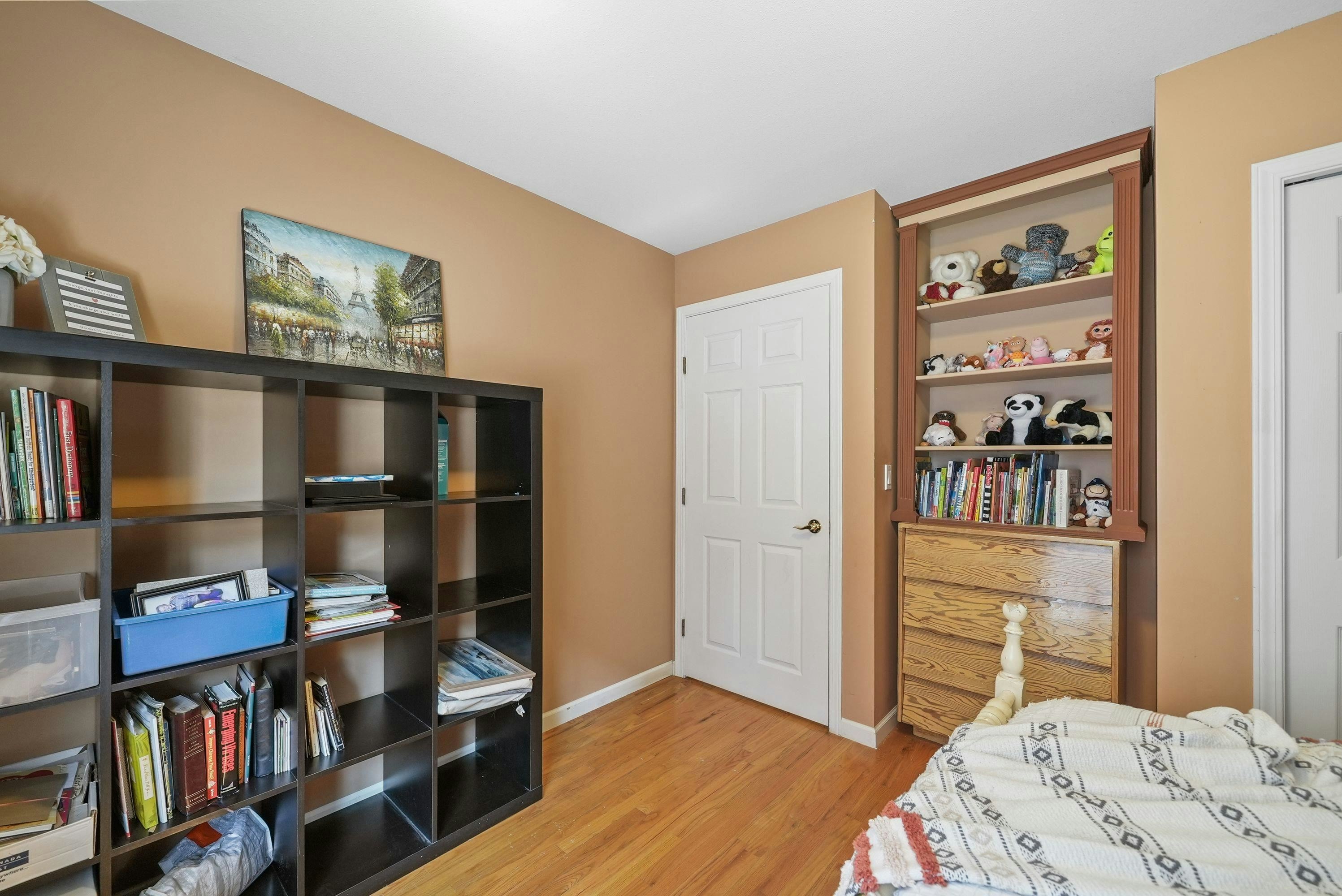 18555 57 Avenue, Surrey, BC, V3S 7T1 - 18