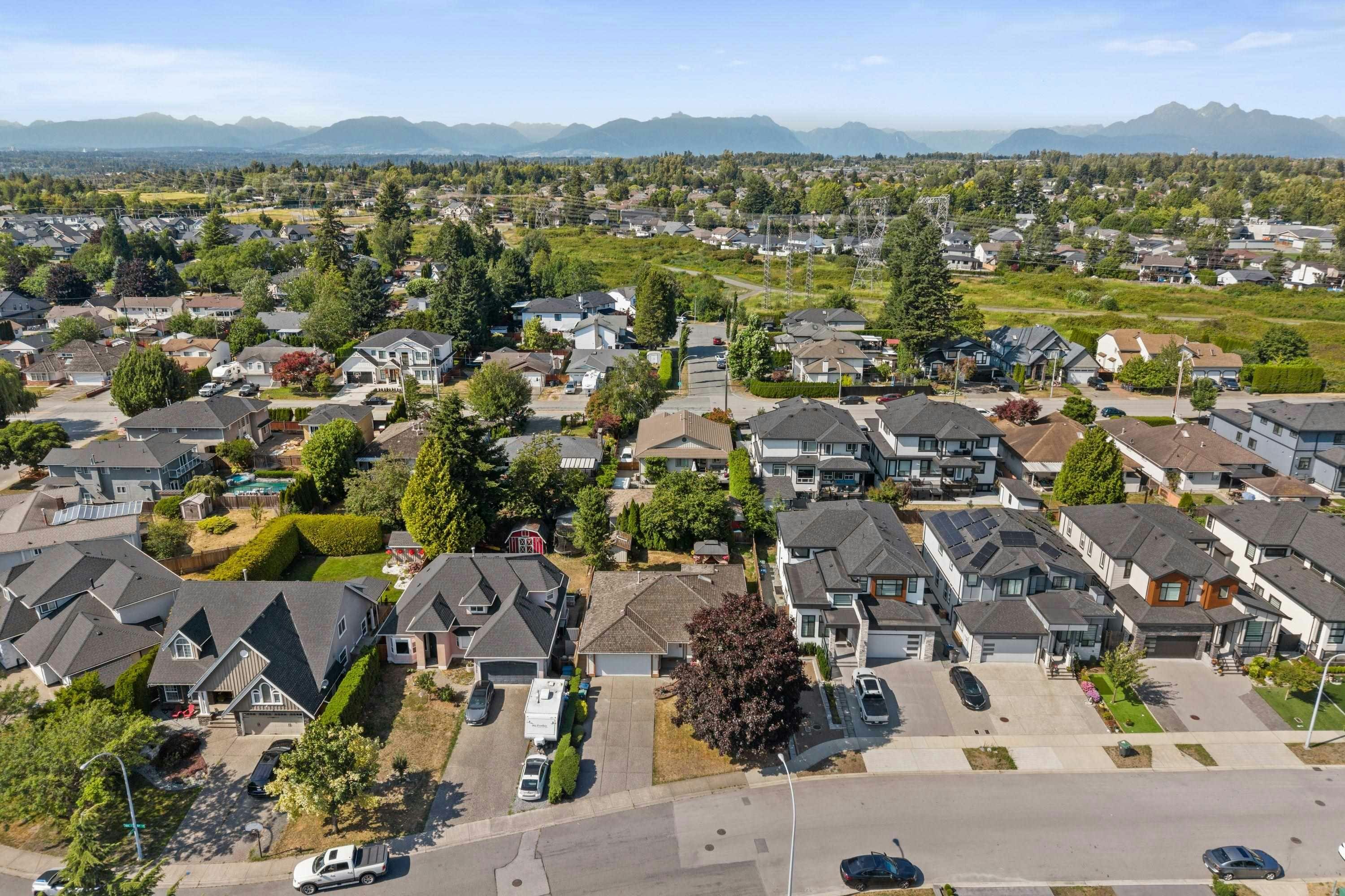 18555 57 Avenue, Surrey, BC, V3S 7T1 - 28