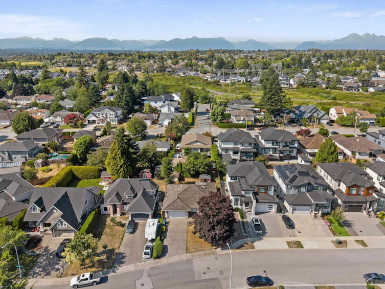 18555 57 Avenue, Surrey, BC, V3S 7T1 - 28