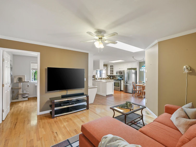 18555 57 Avenue, Surrey, BC, V3S 7T1 - 11