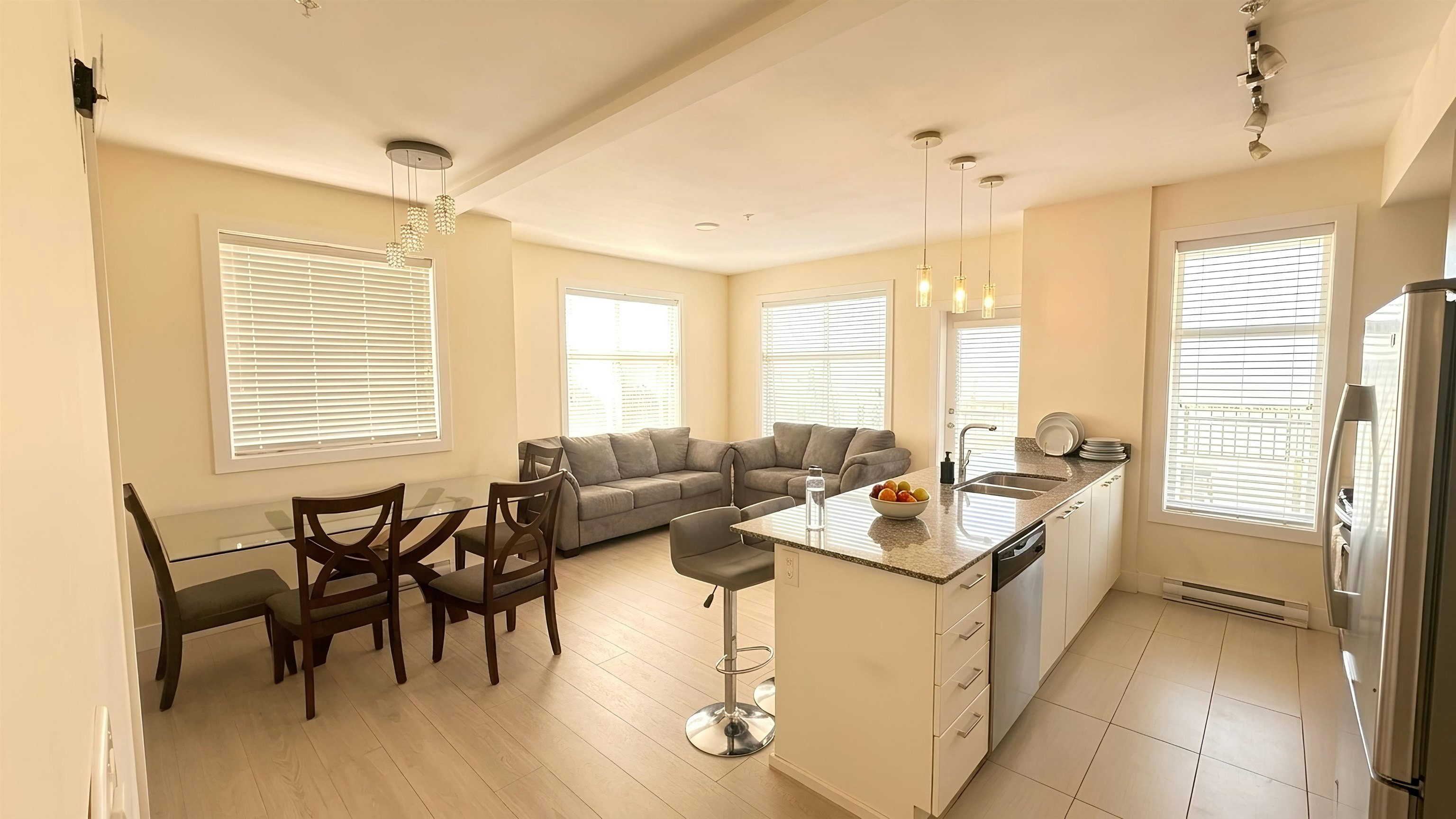 122-15956 86a Avenue - 4
