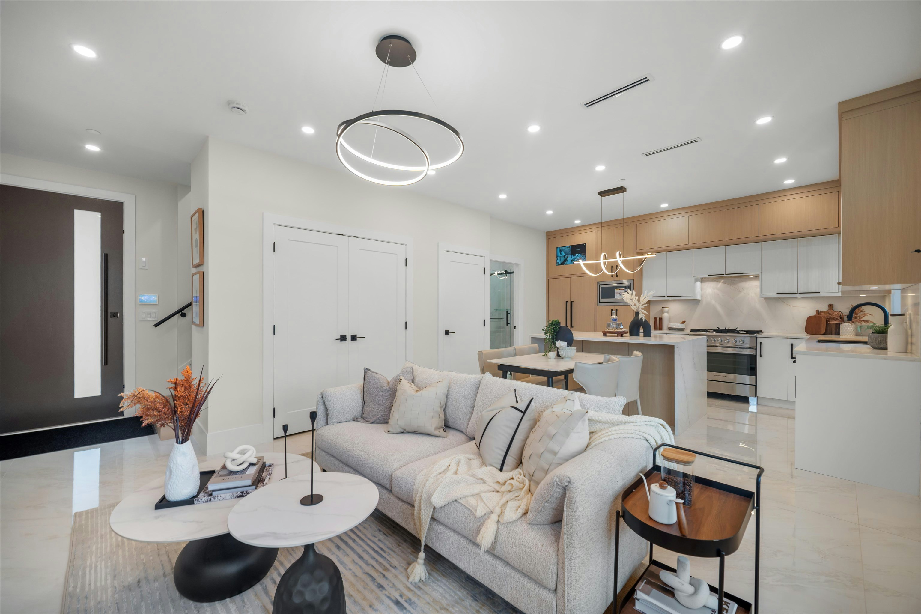 1554 W 66th Avenue, Vancouver, BC, V6P 2R9