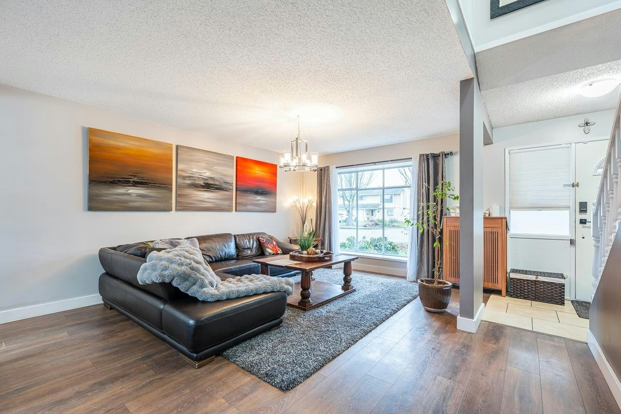 6361 172 Street, Surrey, BC, V3S 7C4 - 6