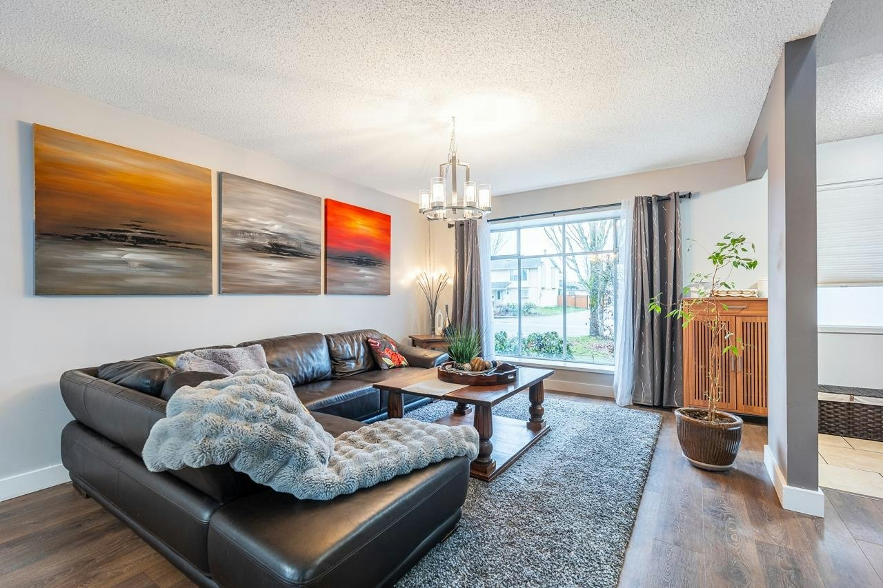 6361 172 Street, Surrey, BC, V3S 7C4 - 7