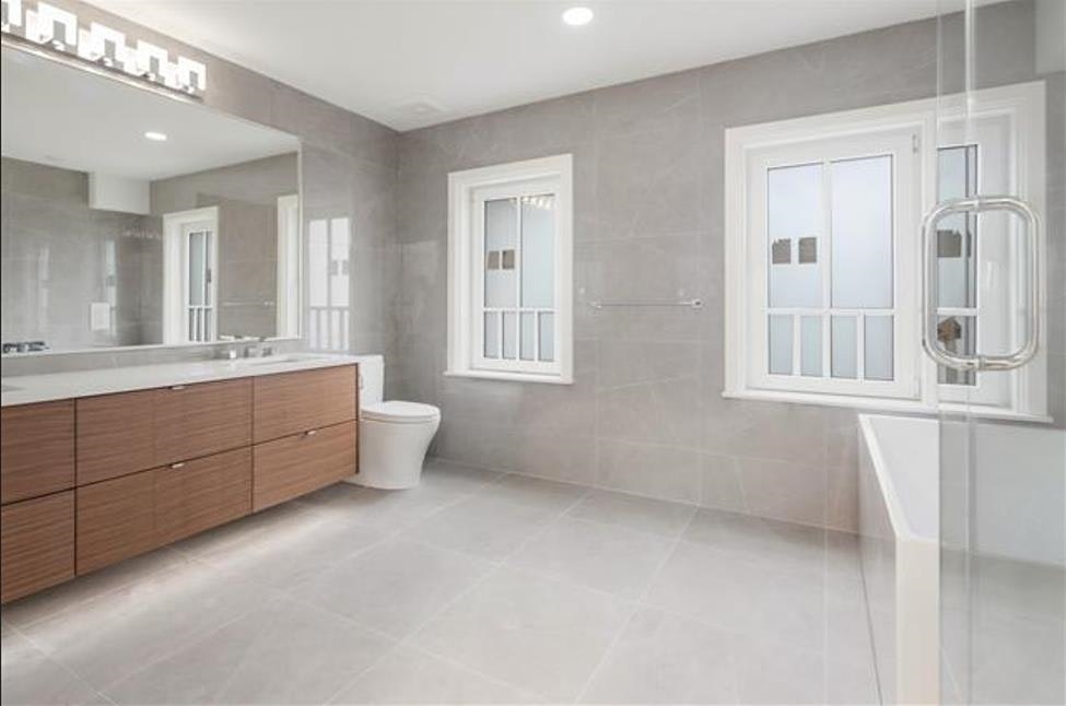 815 W 15th Avenue, Vancouver, BC, V5Z 1R8 - 17