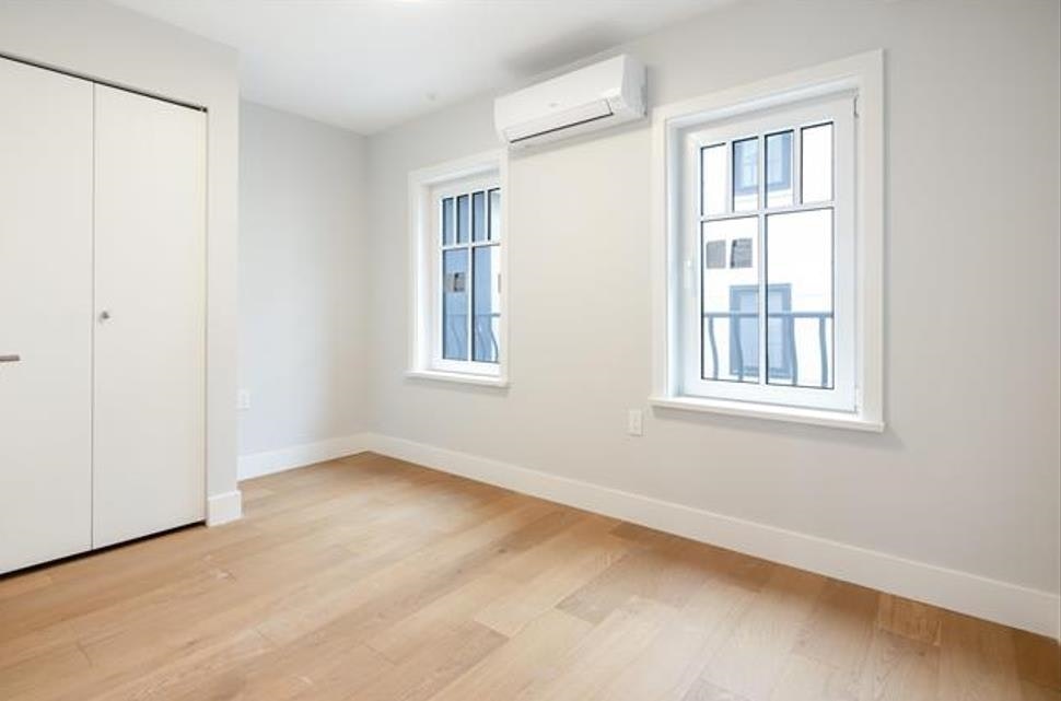 815 W 15th Avenue, Vancouver, BC, V5Z 1R8 - 11