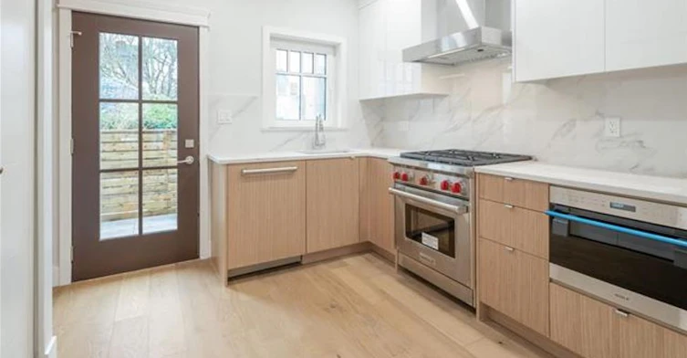 815 W 15th Avenue, Vancouver, BC, V5Z 1R8 - 5